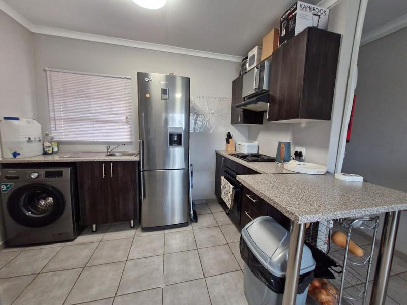 To Let 1 Bedroom Property for Rent in Crystal Park Gauteng