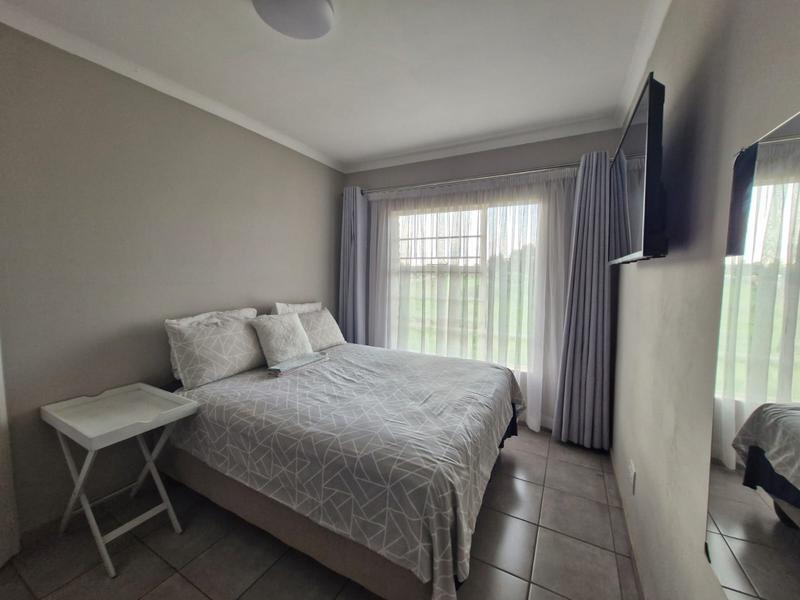 To Let 1 Bedroom Property for Rent in Crystal Park Gauteng