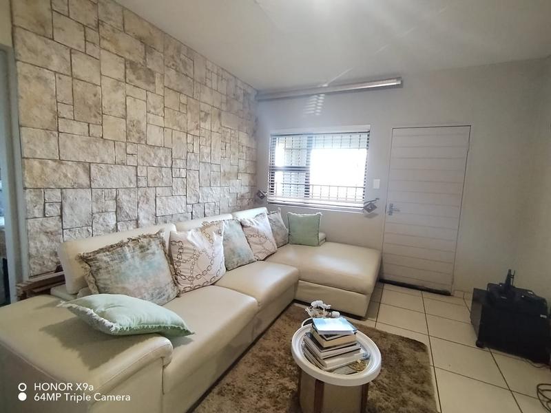 2 Bedroom Property for Sale in Rynfield A H Gauteng