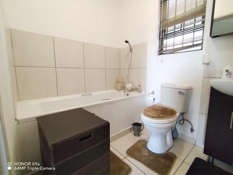 2 Bedroom Property for Sale in Rynfield A H Gauteng