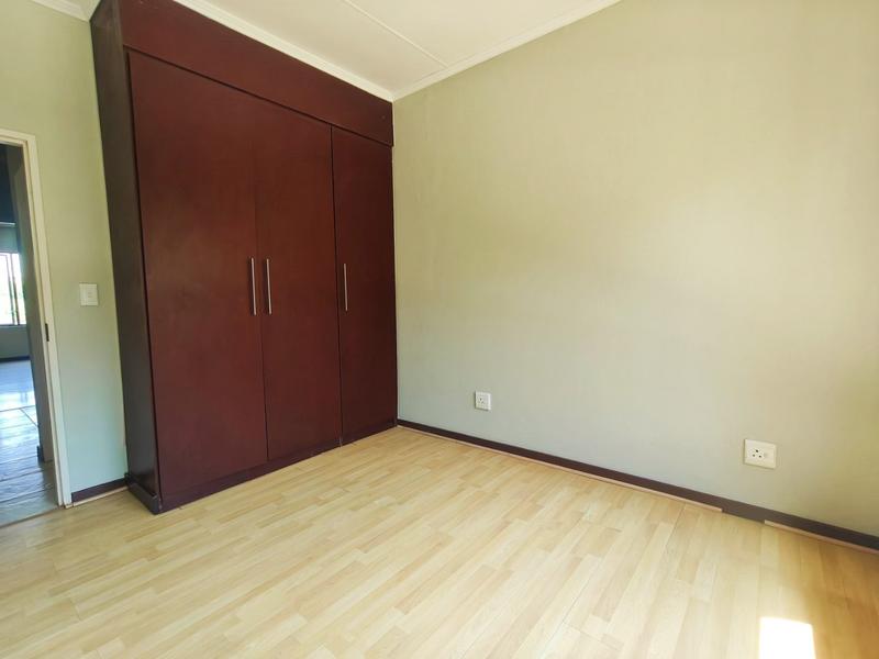 To Let 2 Bedroom Property for Rent in Sunninghill Gauteng