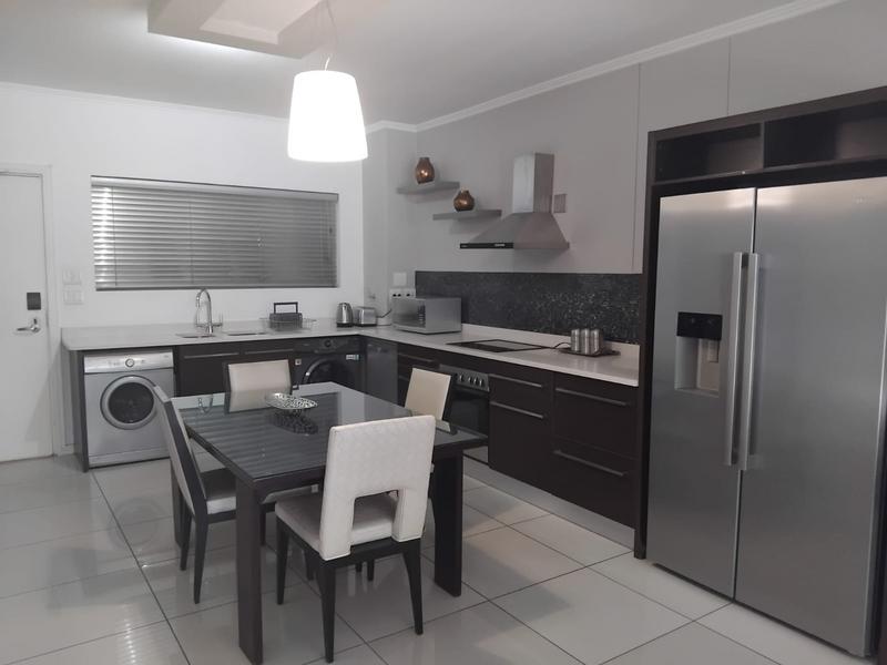 To Let 2 Bedroom Property for Rent in Sandton Central Gauteng