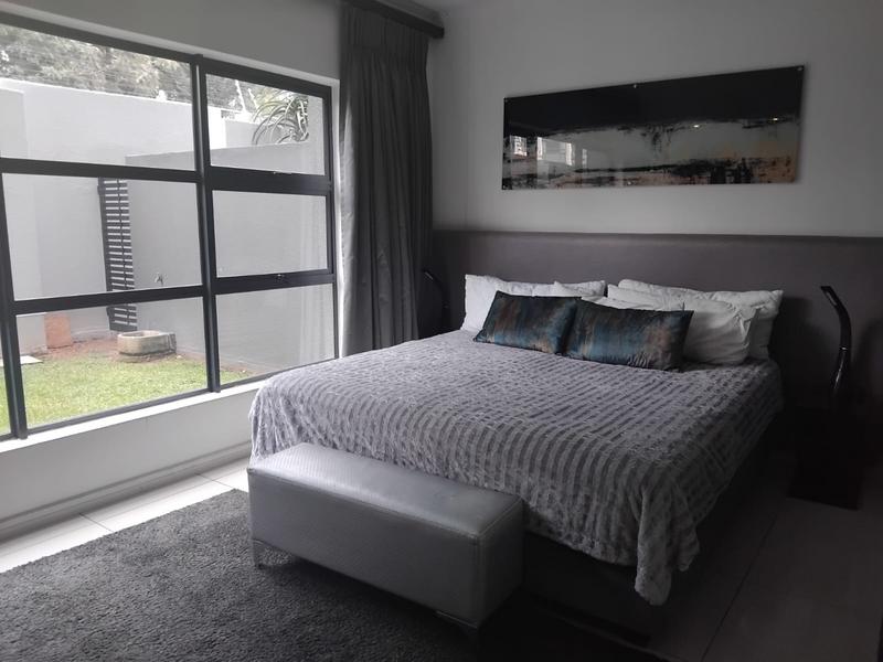 To Let 2 Bedroom Property for Rent in Sandton Central Gauteng