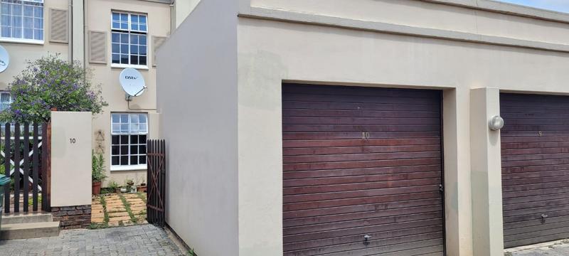 2 Bedroom Property for Sale in New Redruth Gauteng