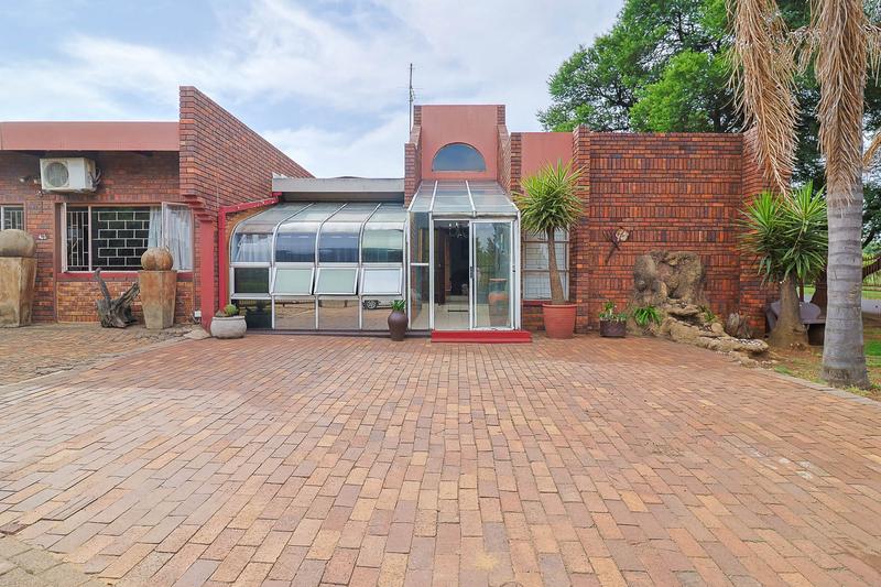 4 Bedroom Property for Sale in Randhart Gauteng