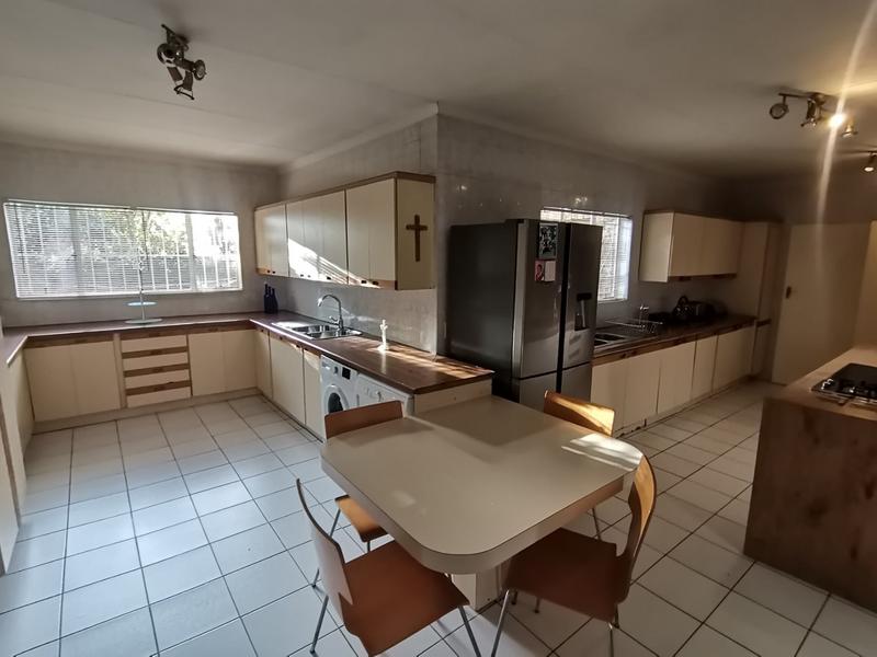 4 Bedroom Property for Sale in Vanderbijlpark SE 3 Gauteng