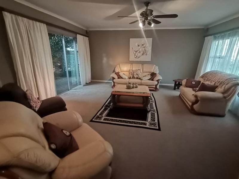 4 Bedroom Property for Sale in Vanderbijlpark SE 3 Gauteng