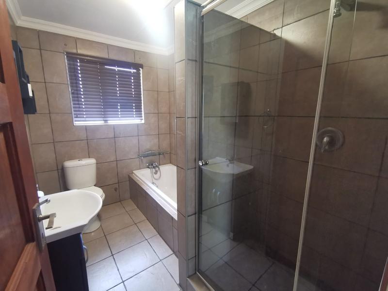 3 Bedroom Property for Sale in Buyscelia Gauteng