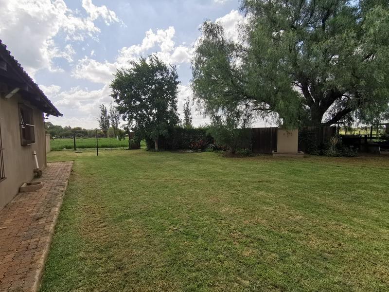 3 Bedroom Property for Sale in Buyscelia Gauteng