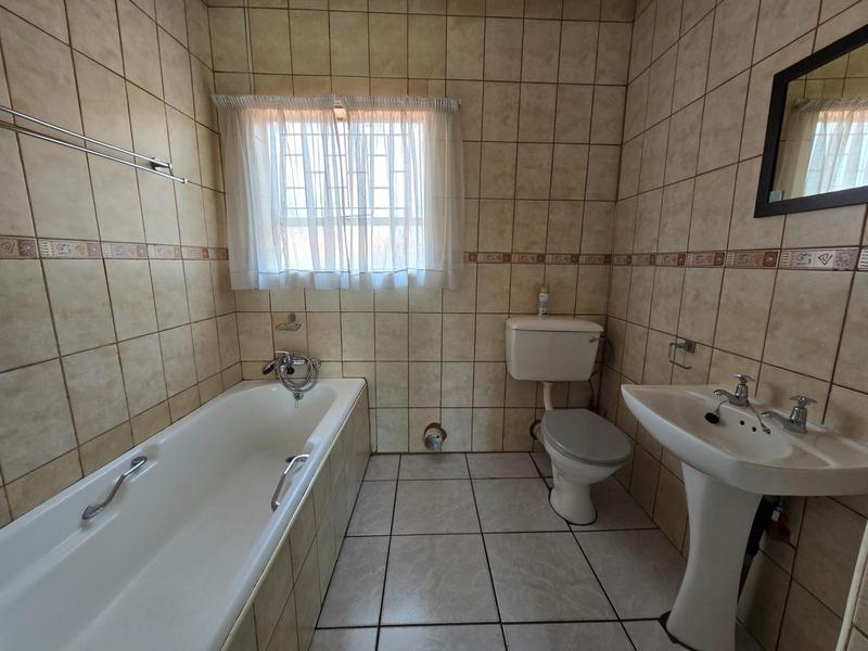 4 Bedroom Property for Sale in Vanderbijlpark Gauteng