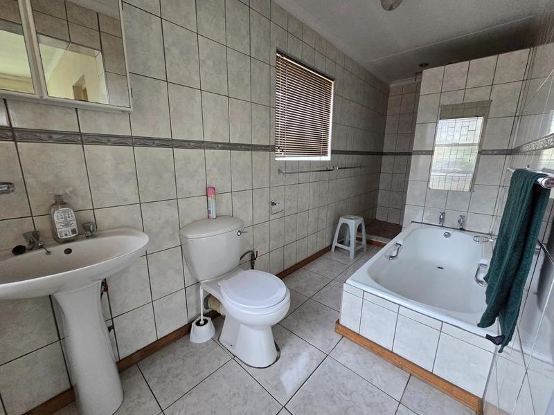 4 Bedroom Property for Sale in Vanderbijlpark Gauteng