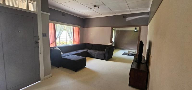 To Let 4 Bedroom Property for Rent in Cinderella Gauteng