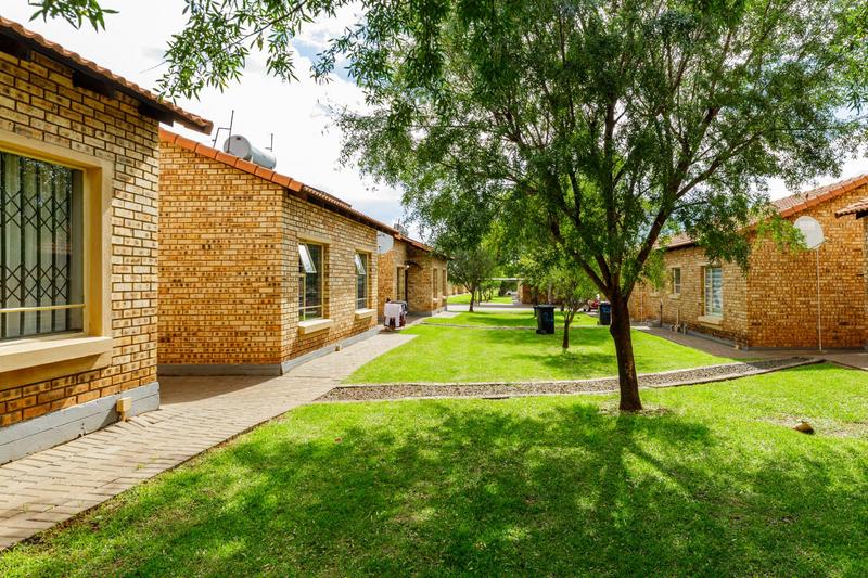 2 Bedroom Property for Sale in Dawn Park Gauteng