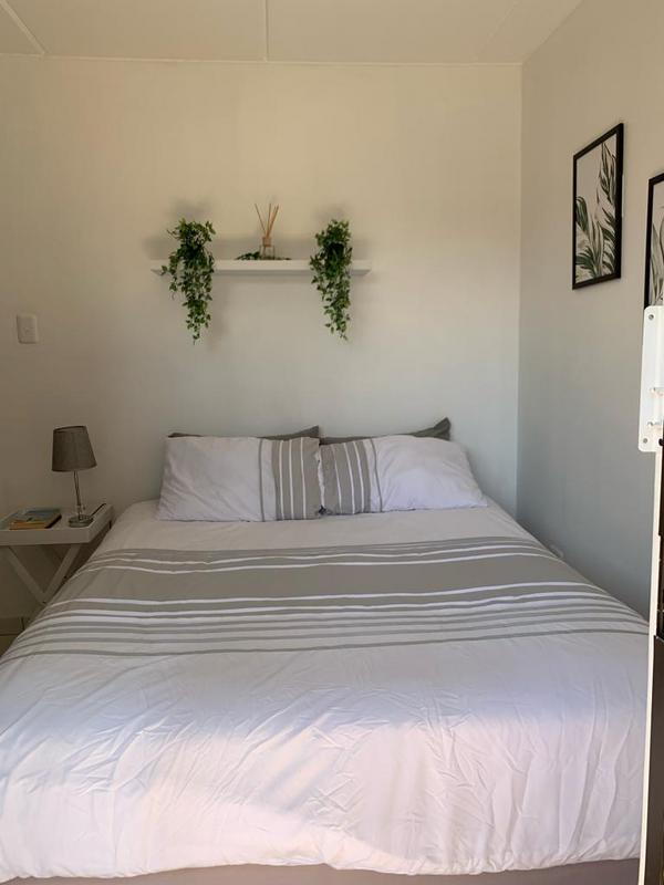 To Let 1 Bedroom Property for Rent in Comet Gauteng