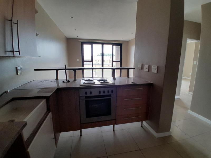 2 Bedroom Property for Sale in Rooihuiskraal North Gauteng