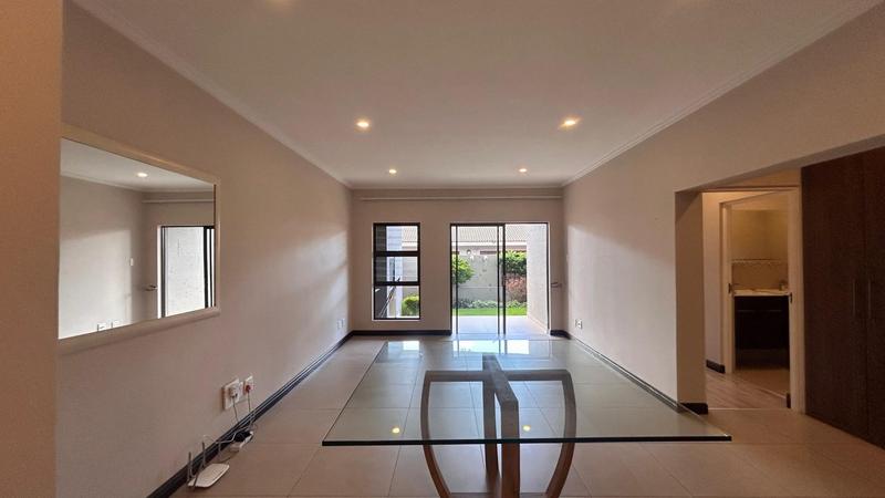 To Let 2 Bedroom Property for Rent in Bedfordview Gauteng