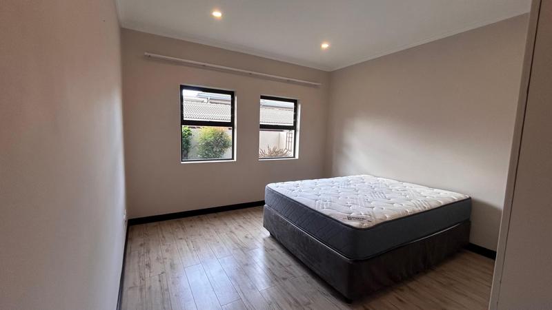 To Let 2 Bedroom Property for Rent in Bedfordview Gauteng