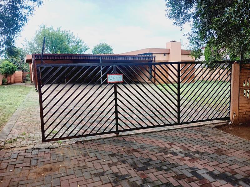 3 Bedroom Property for Sale in Vanderbijlpark NE Gauteng