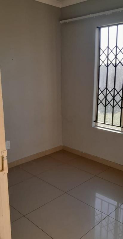 To Let 3 Bedroom Property for Rent in Windmill Park Gauteng