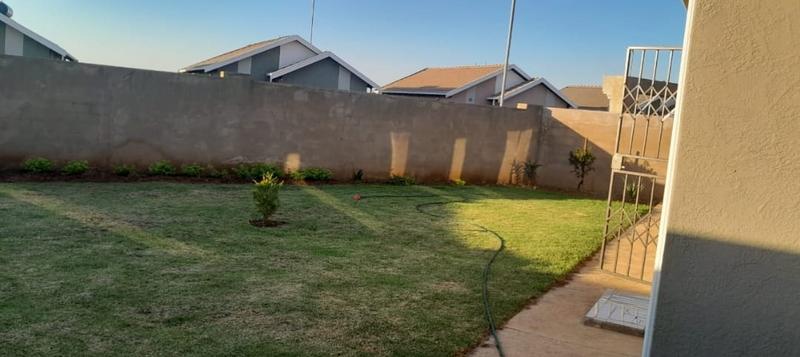 To Let 3 Bedroom Property for Rent in Windmill Park Gauteng