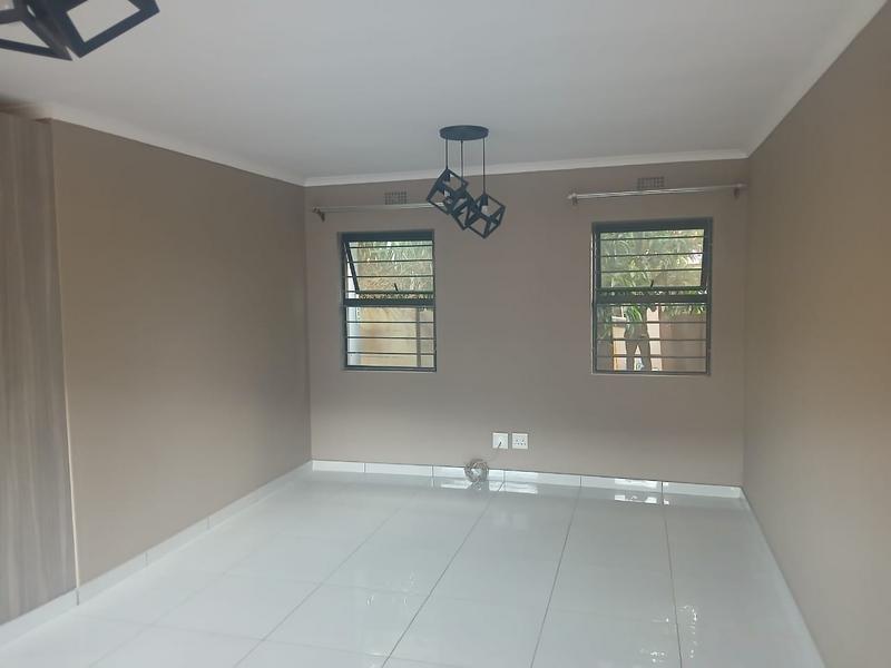 To Let 2 Bedroom Property for Rent in Primrose Gauteng