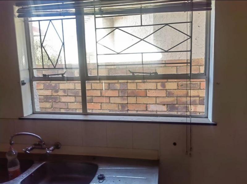 To Let 3 Bedroom Property for Rent in Esther Park Gauteng