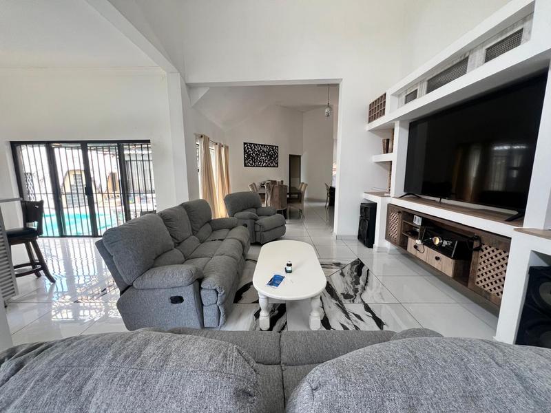 To Let 5 Bedroom Property for Rent in Sunair Park Gauteng