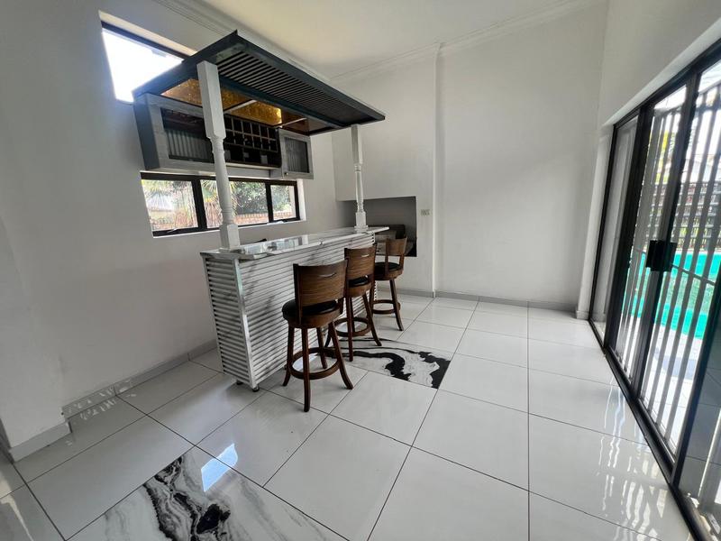 To Let 5 Bedroom Property for Rent in Sunair Park Gauteng