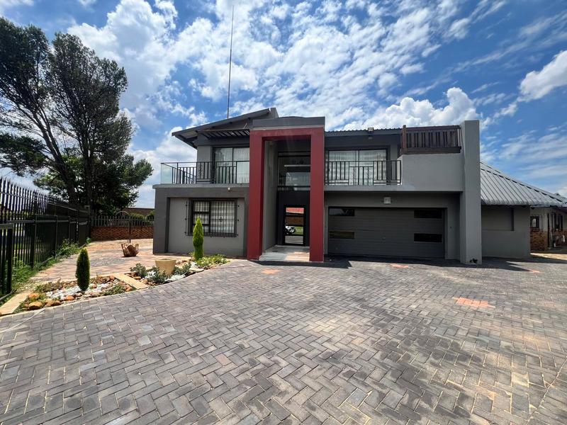 To Let 5 Bedroom Property for Rent in Sunair Park Gauteng