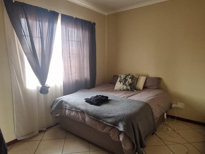 To Let 2 Bedroom Property for Rent in Mooikloof Ridge Gauteng