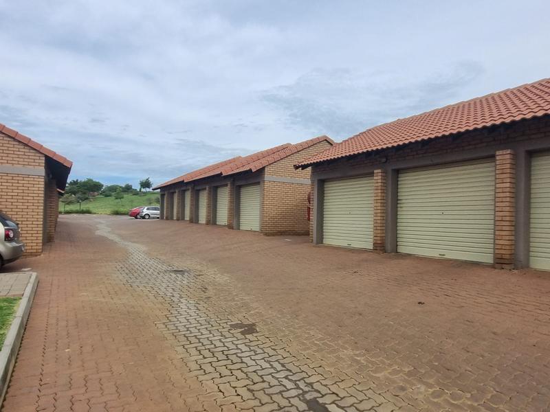 To Let 2 Bedroom Property for Rent in Mooikloof Ridge Gauteng