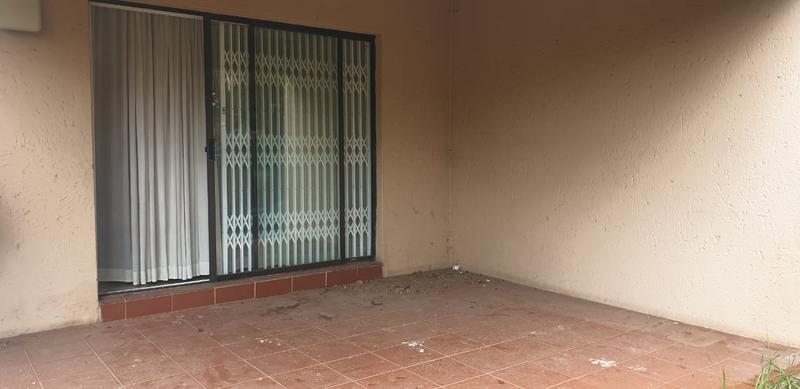 2 Bedroom Property for Sale in Bramley Gardens Gauteng