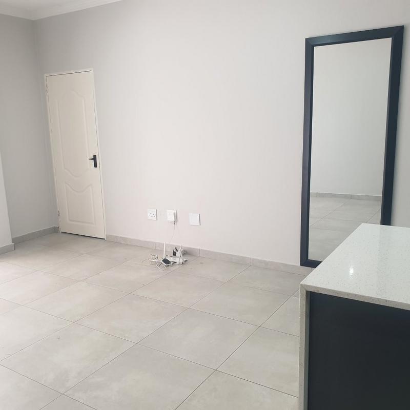 To Let 2 Bedroom Property for Rent in Bryanston Gauteng