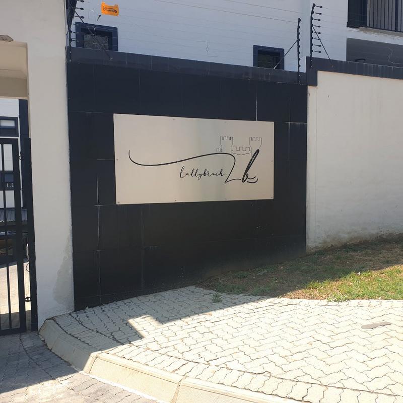 To Let 2 Bedroom Property for Rent in Bryanston Gauteng