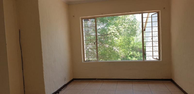 To Let 3 Bedroom Property for Rent in Buccleuch Gauteng