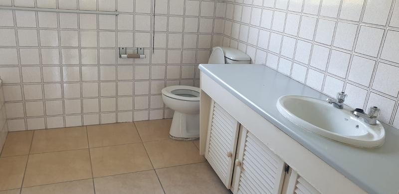 To Let 3 Bedroom Property for Rent in Buccleuch Gauteng