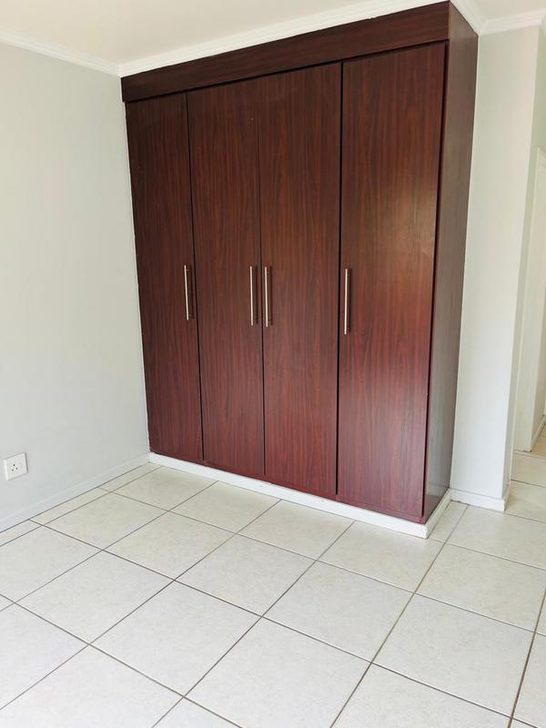 2 Bedroom Property for Sale in Greenstone Hill Gauteng