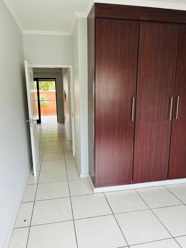 2 Bedroom Property for Sale in Greenstone Hill Gauteng