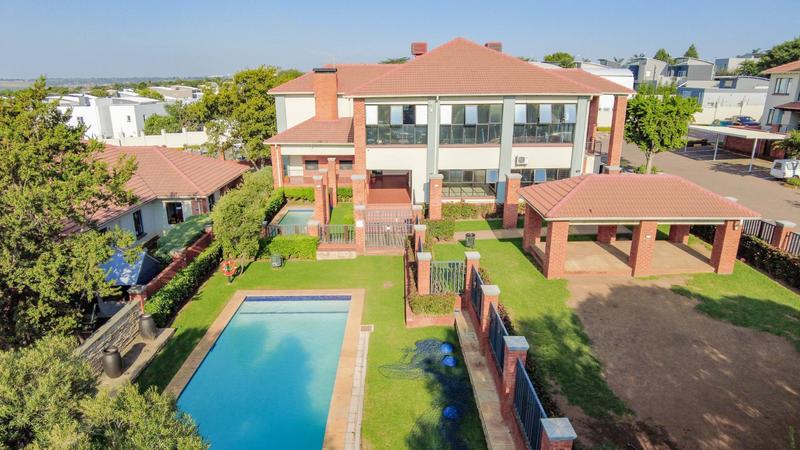 2 Bedroom Property for Sale in Greenstone Hill Gauteng