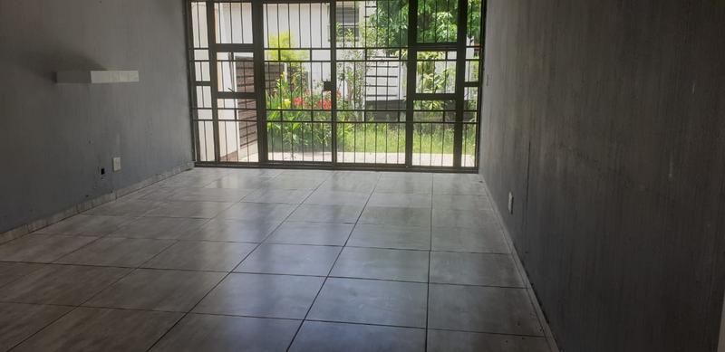 To Let 2 Bedroom Property for Rent in Lyndhurst Gauteng