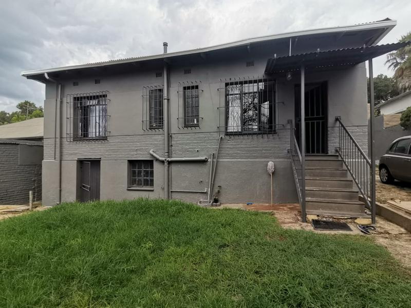 To Let 9 Bedroom Property for Rent in Melville Gauteng