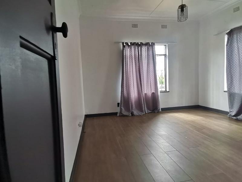 To Let 9 Bedroom Property for Rent in Melville Gauteng