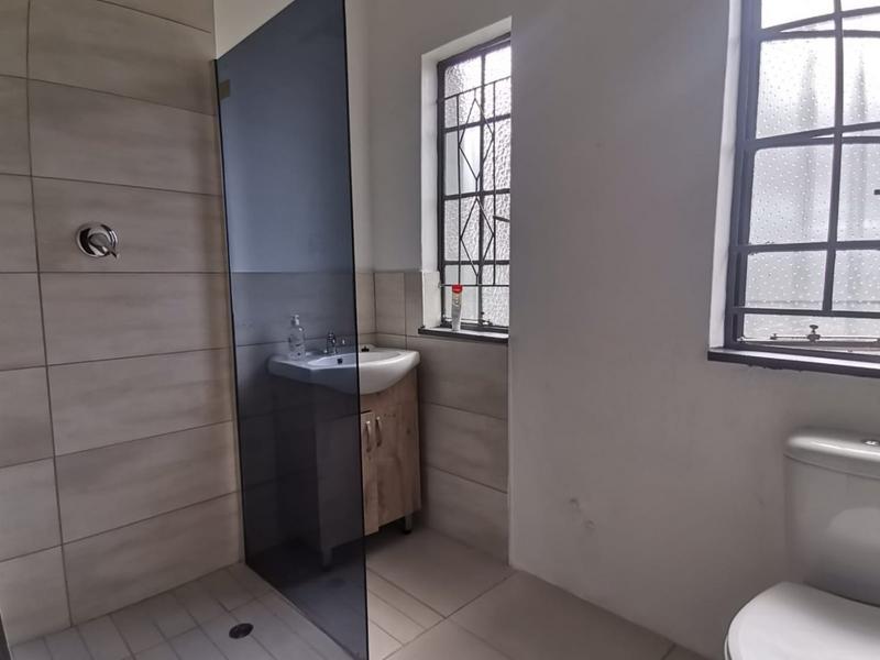 To Let 9 Bedroom Property for Rent in Melville Gauteng