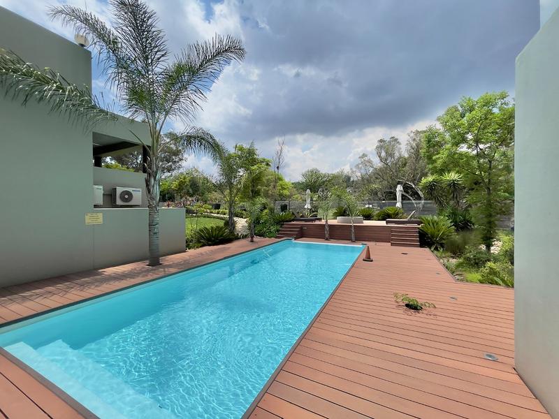 To Let 4 Bedroom Property for Rent in Sandown Gauteng