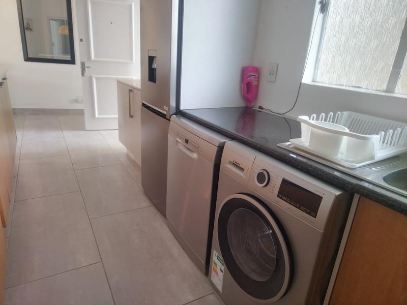 To Let 2 Bedroom Property for Rent in Sandton Central Gauteng