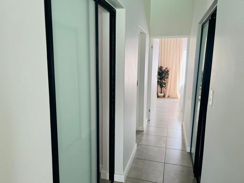 To Let 3 Bedroom Property for Rent in Waterfall Gauteng