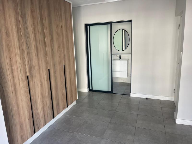 To Let 1 Bedroom Property for Rent in Waterfall Gauteng