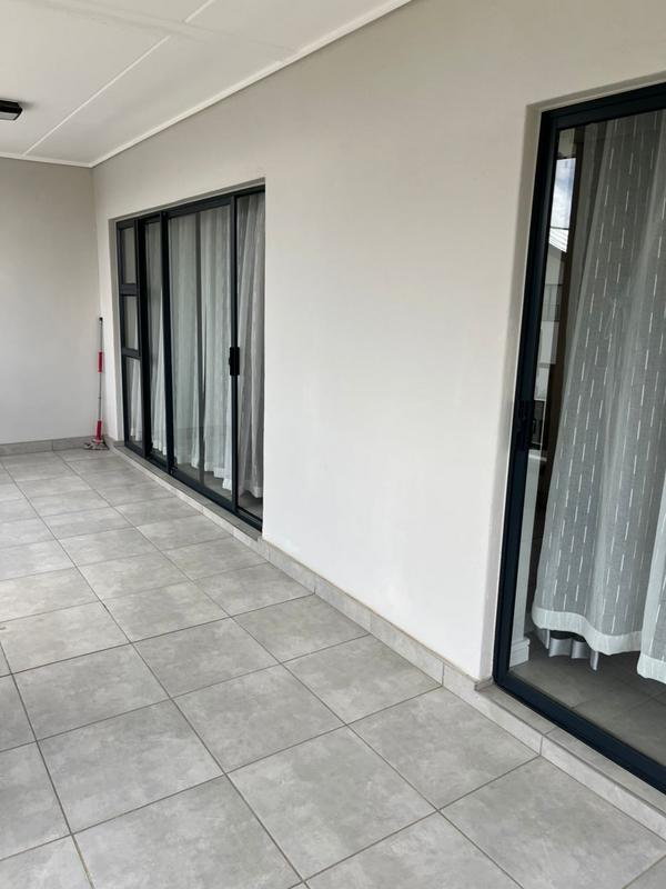 To Let 1 Bedroom Property for Rent in Waterfall Gauteng