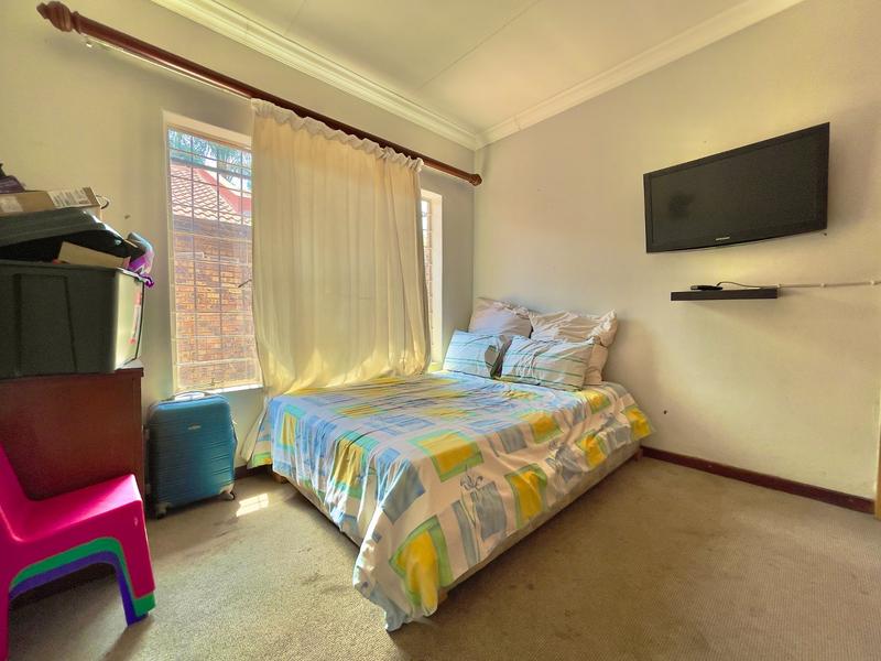 3 Bedroom Property for Sale in Doringkloof Gauteng