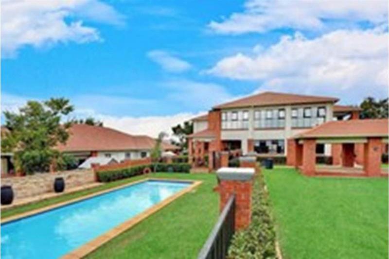 2 Bedroom Property for Sale in Greenstone Hill Gauteng